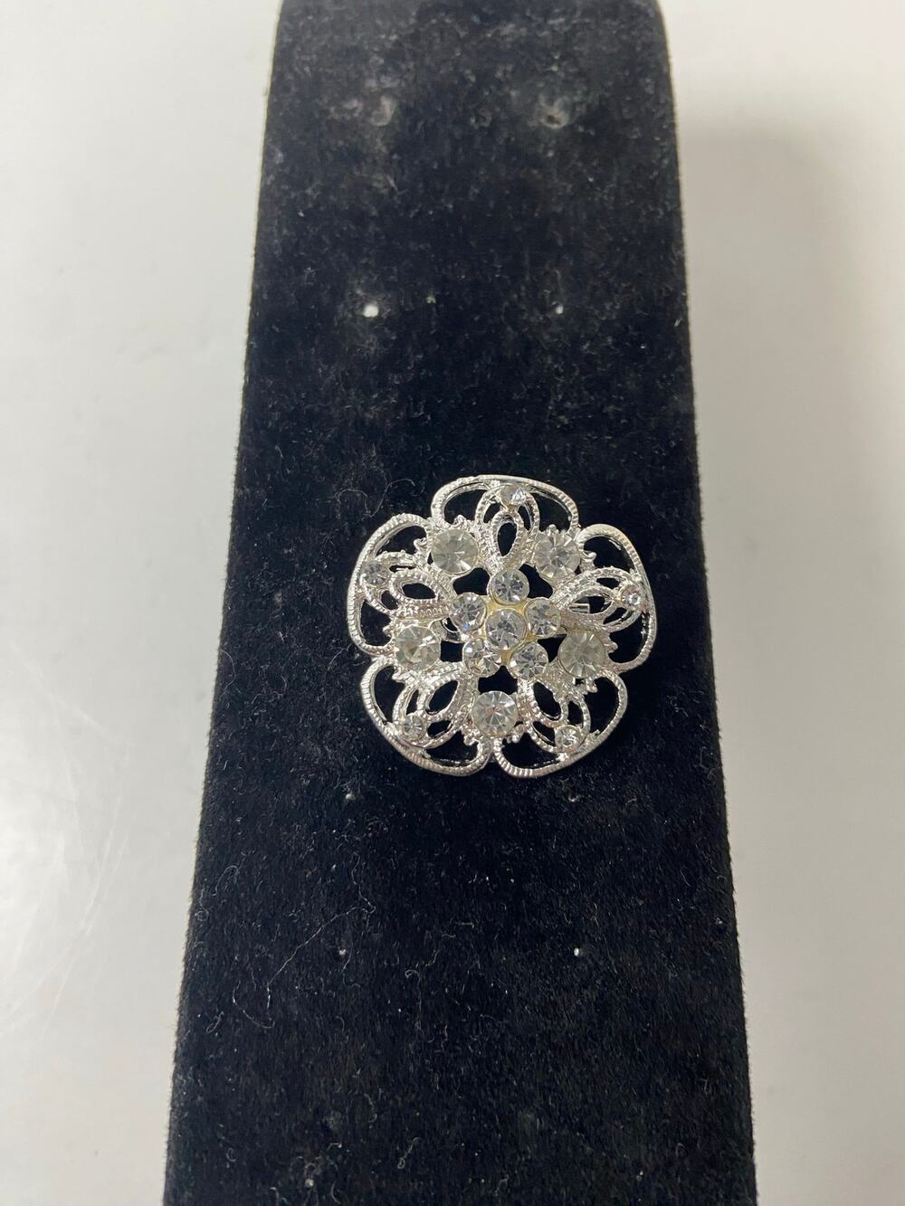 Vintage Small Floral Rhinestone Brooch - Elegant Accent